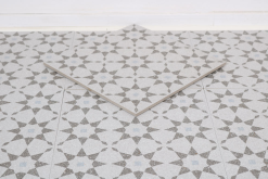 Vives Azulejos Y Gres Carrelage à Décors étoiles Gris Bleu Rectifié AVENTINO-R Humo 29x29 - 0.94m² -Carreaux De Ciment Imitation Soldes carrelage a decors etoiles gris bleu rectifie aventino r humo 29x29 094m 4